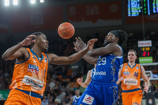 助攻数和抢 助攻数和抢