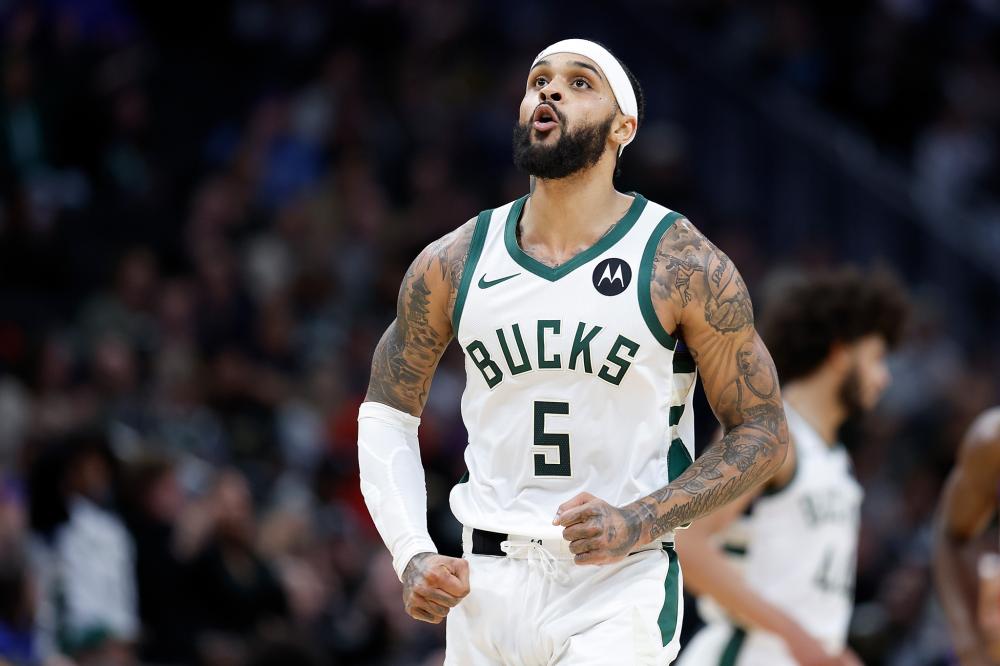 凭借精准的 凭借精准的