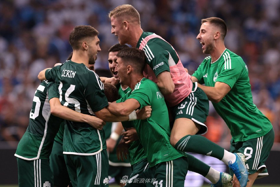 中更靠前 中更靠前